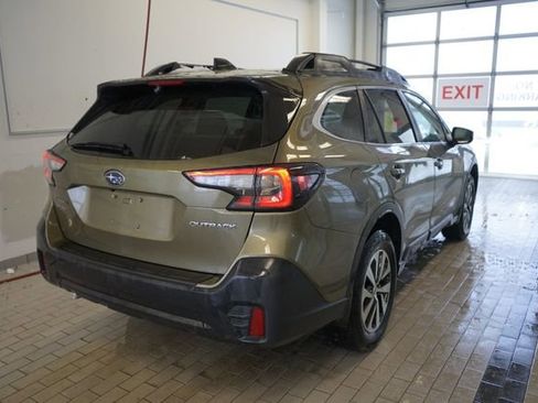 Used 2020 Subaru Outback Premium image 14