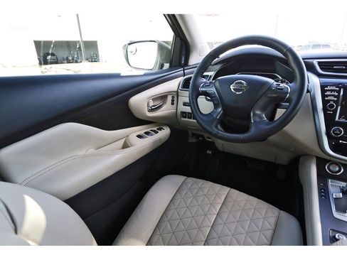 Used 2022 Nissan Murano Platinum w/ Cargo Package FWD image 2