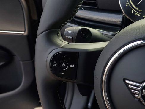 Used 2024 MINI Cooper Clubman S image 32