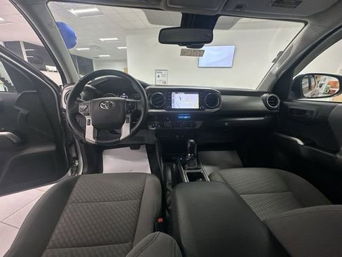 Used 2023 Toyota Tacoma SR5 AWD/4WD image 23