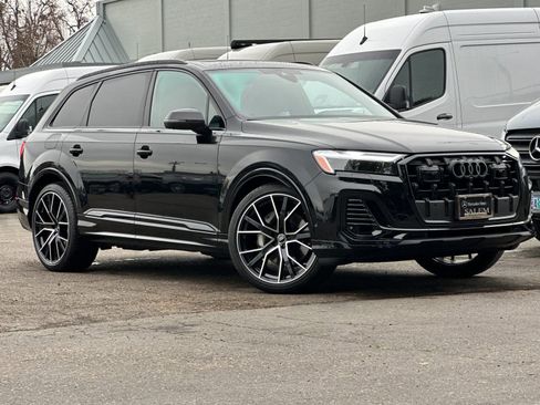 Used 2025 Audi Q7 3.0T Premium Plus w/ Premium Plus Package image 2