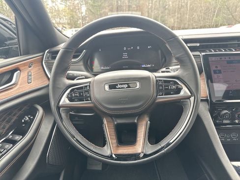 Used 2024 Jeep Grand Cherokee L Summit w/ Advanced Protech Group IV image 25