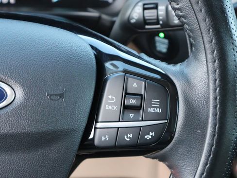 Used 2021 Ford Escape SEL image 38