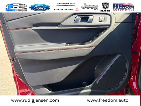 New 2026 Ford Explorer ST-Line w/ ST-Line Street Pack AWD/4WD image 10