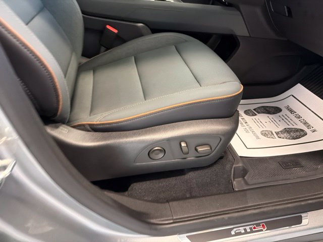 Used 2026 GMC Acadia AT4 w/ LPO, Floor Liner Package AWD/4WD image 18