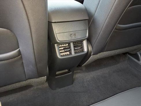 New 2026 Chevrolet Equinox LT w/ Convenience Package II image 14