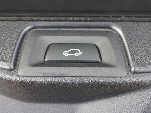Used 2024 BMW X5 sDrive40i w/ Premium Package RWD image 10