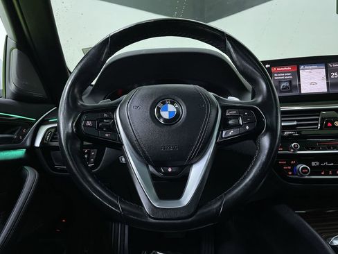 Used 2019 BMW 530e xDrive w/ Convenience Package image 20