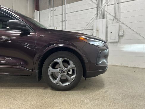 Certified 2023 Ford Escape ST-Line w/ Tech Pack #1 AWD/4WD image 30