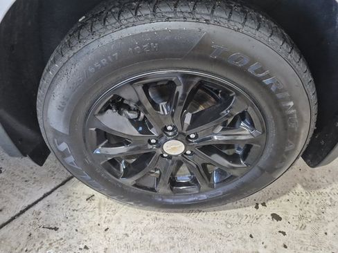 Used 2020 Chevrolet Equinox LS w/ LS Convenience Package FWD image 29