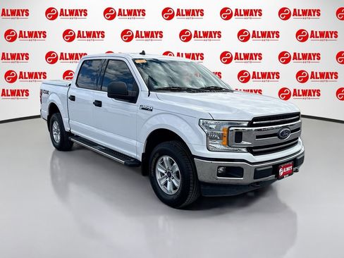 Used 2019 Ford F150 XLT w/ Trailer Tow Package image 4