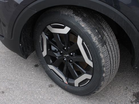 New 2025 Kia Telluride S image 8