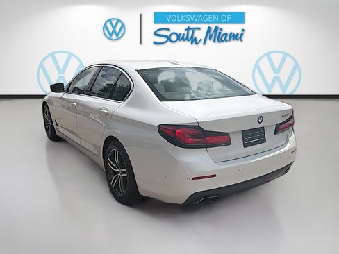 Used 2021 BMW 530i w/ Premium Package RWD image 5