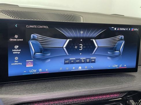 Used 2025 BMW 430i xDrive Coupe w/ M Sport Package AWD/4WD image 26