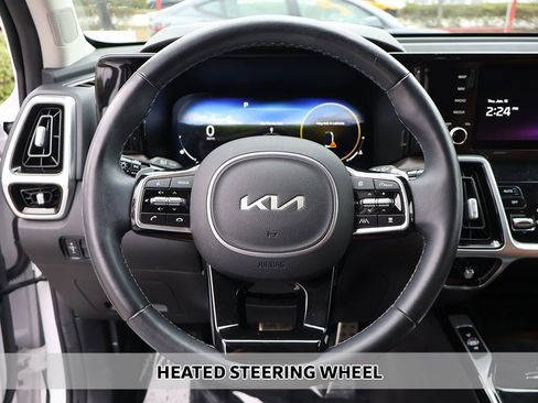 Used 2023 Kia Sorento SX Prestige image 11