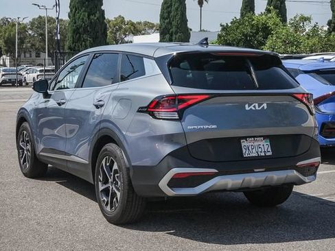 Certified 2024 Kia Sportage EX FWD image 8
