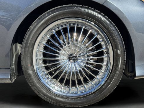 Used 2014 Mercedes-Benz E 350 Sedan image 74