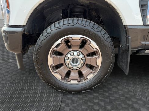 Used 2024 Ford F250 King Ranch AWD/4WD image 31