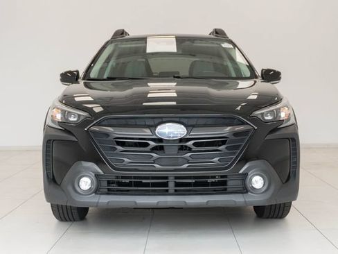 Used 2024 Subaru Outback Premium AWD/4WD image 5