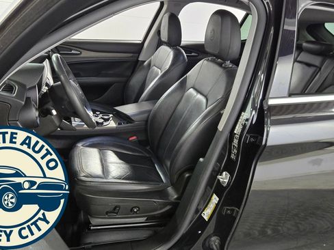 Used 2018 Alfa Romeo Stelvio Ti image 27