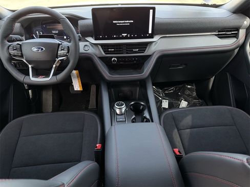 New 2026 Ford Explorer ST image 32