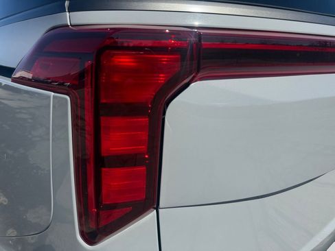 New 2026 Kia Carnival SX FWD image 21