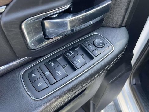 Used 2018 RAM 2500 Laramie w/ Snow Chief Group AWD/4WD image 22