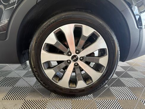 Used 2022 Kia Telluride S AWD/4WD image 8