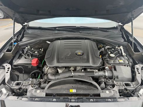 Used 2019 Jaguar F-PACE Prestige image 33