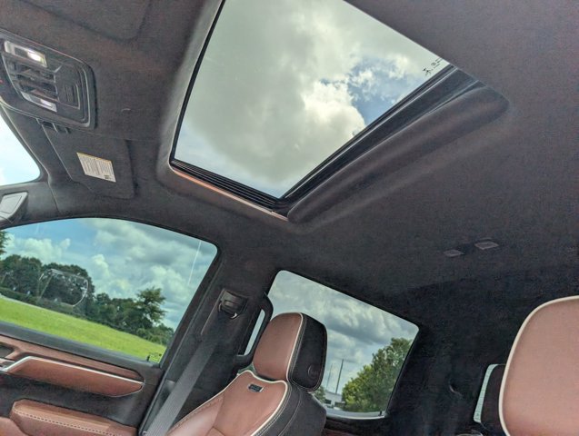 Used 2023 GMC Sierra 1500 Denali Ultimate AWD/4WD image 16