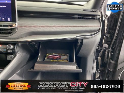 Used 2024 Jeep Compass Trailhawk w/ Trailhawk Convenience Group image 31