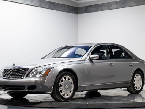 Used 2004 Maybach 57 image 2
