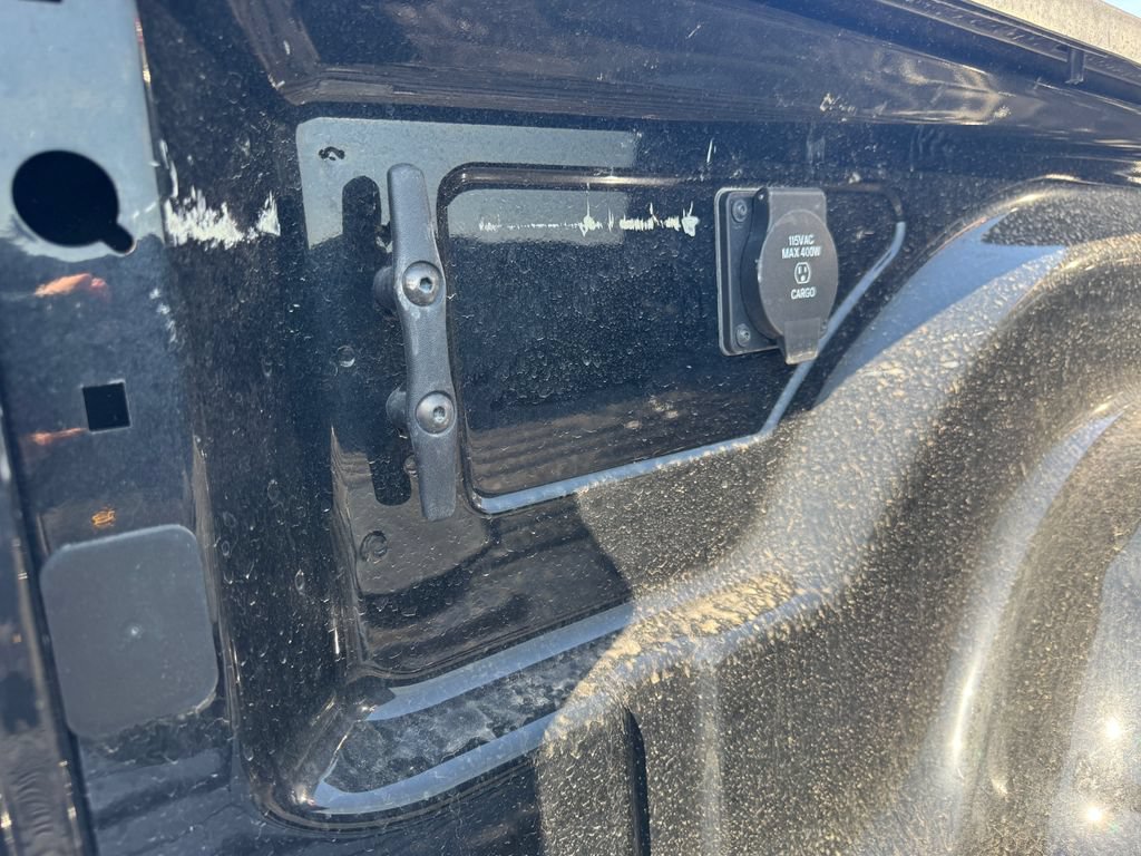 Used 2026 RAM 2500 Laramie AWD/4WD image 12