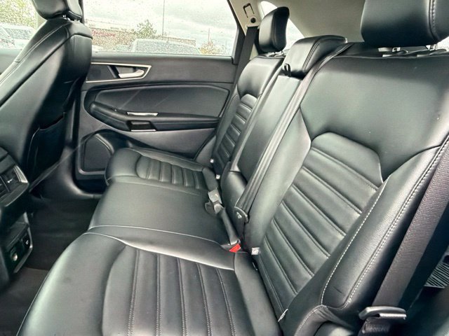 Used 2020 Ford Edge SEL w/ Convenience Package AWD/4WD image 19