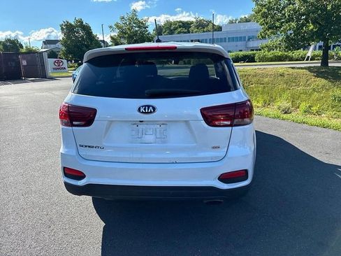 Used 2020 Kia Sorento LX FWD image 8