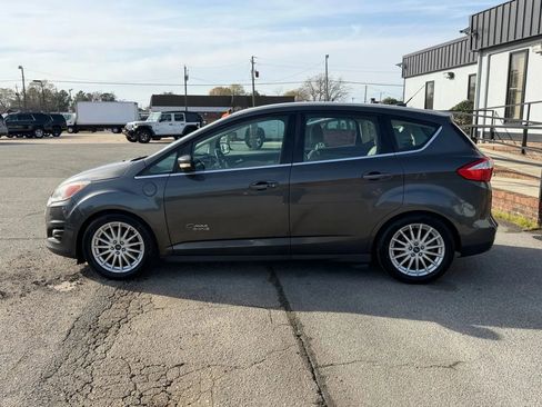 Used 2016 Ford C-MAX Energi SEL w/ Equipment Group 302A FWD image 9