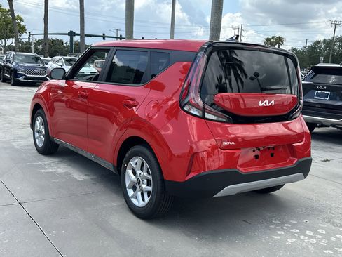 New 2025 Kia Soul LX w/ LX Technology Package image 8
