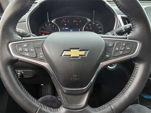 Used 2022 Chevrolet Equinox LT image 30
