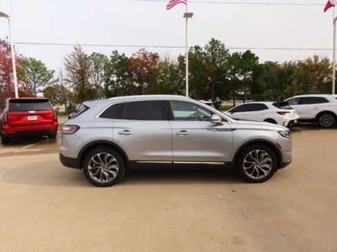 Certified 2022 Lincoln Nautilus Reserve w/ Luxury Package image 8