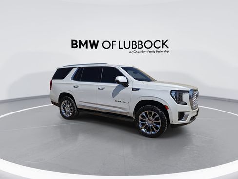 Used 2023 GMC Yukon Denali w/ Advanced Technology Package AWD/4WD image 2