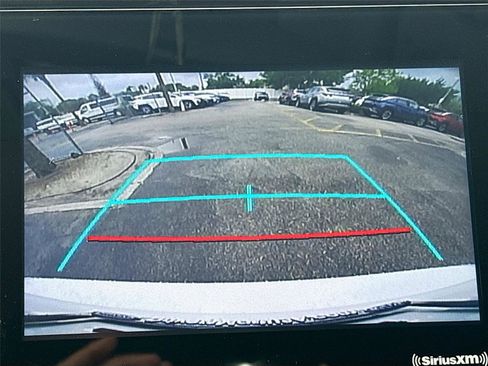 Used 2021 Toyota Camry SE FWD image 13