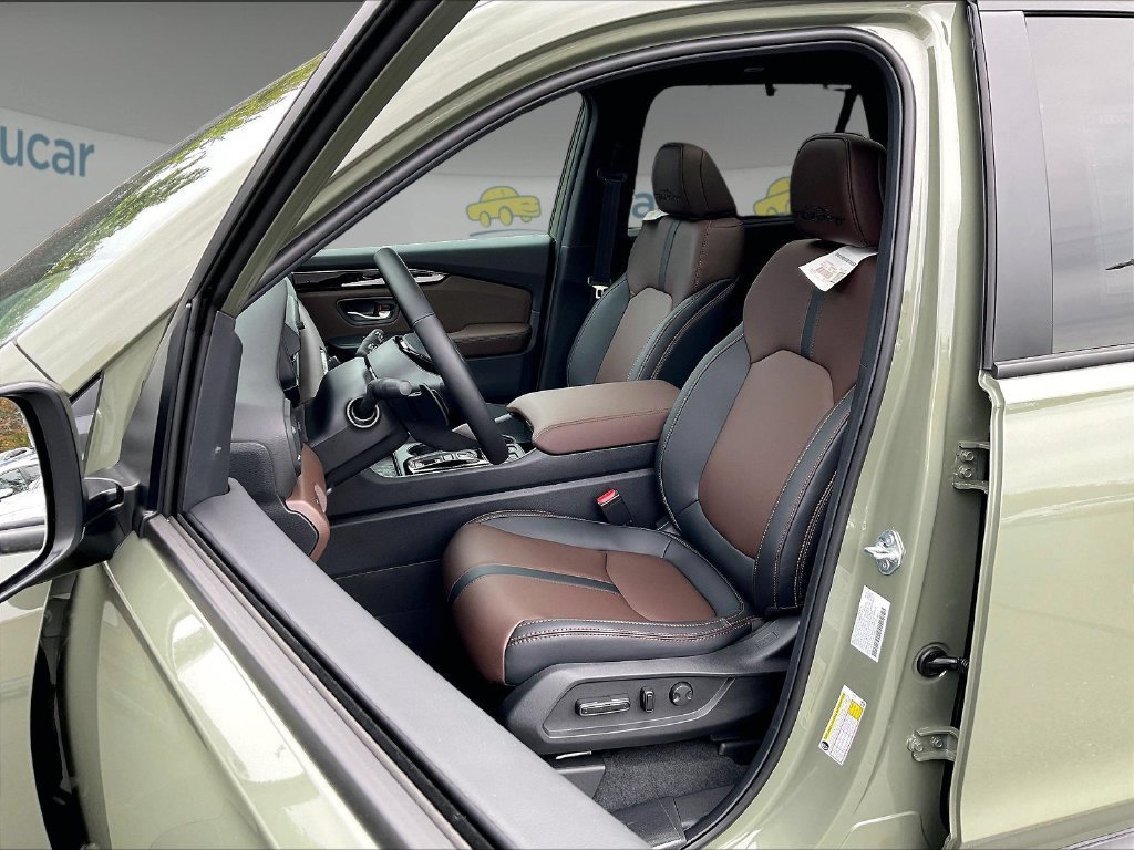 New 2026 Honda Pilot TrailSport image 11