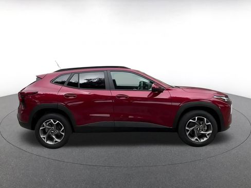 Used 2025 Chevrolet Trax LT image 16