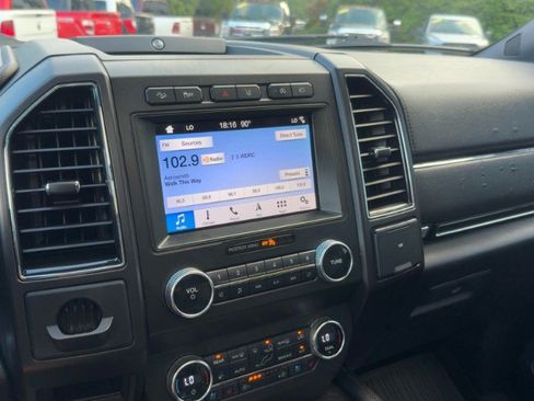 Used 2019 Ford Expedition Max Limited w/ Equipment Group 302A AWD/4WD image 19