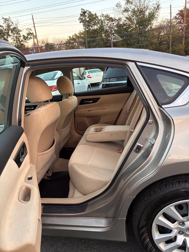 Used 2013 Nissan Altima 2.5 S FWD image 24