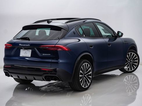 Certified 2025 Maserati Grecale Modena AWD/4WD image 11