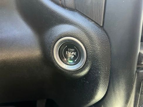 Used 2022 GMC Sierra 2500 AT4 w/ Gooseneck/5TH Wheel Package image 19