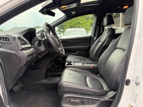 Used 2025 Honda Odyssey Sport-L image 28