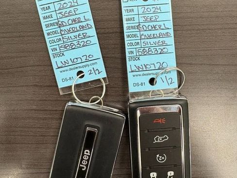 Used 2024 Jeep Grand Cherokee L Overland w/ Luxury Tech Group IV image 74