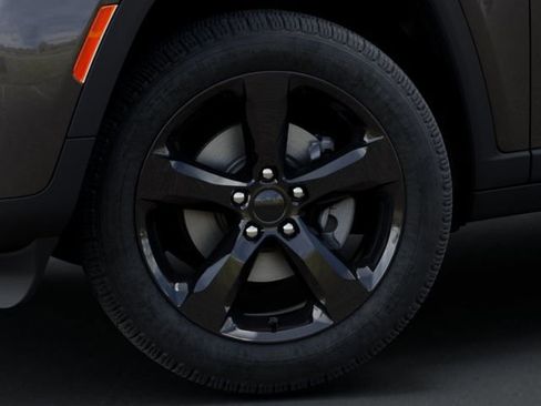 New 2026 Jeep Grand Cherokee Limited AWD/4WD image 8